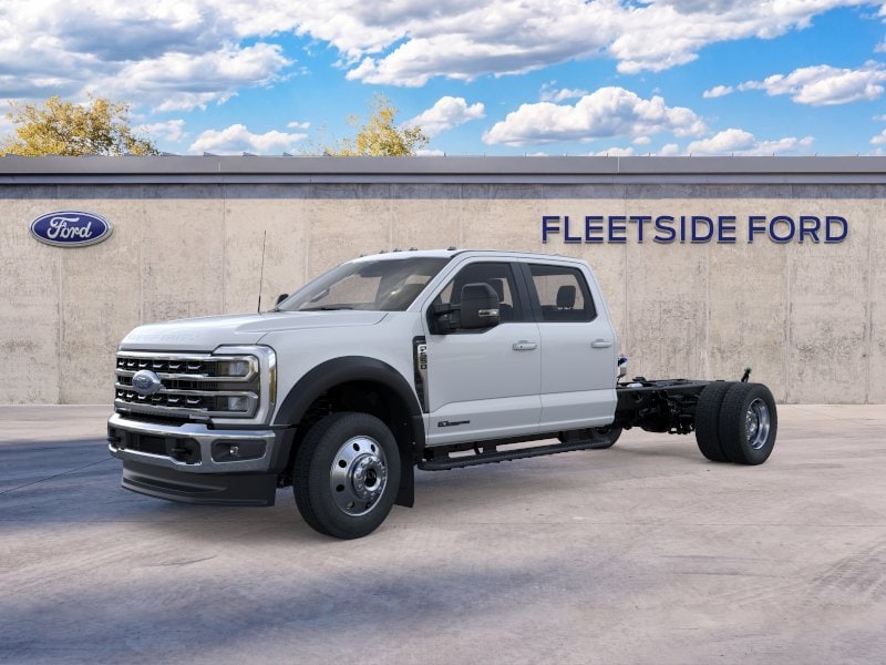 2026 Ford F-550 Super Duty Chassis Cab Lariat