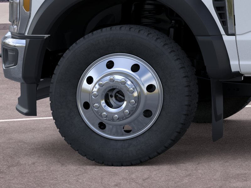 2025 Ford F-550 Super Duty Chassis Cab XLT - Photo 19