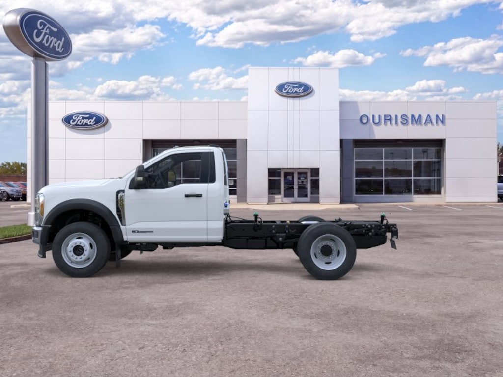 New 2026 Ford F-600SD XLT Chassis