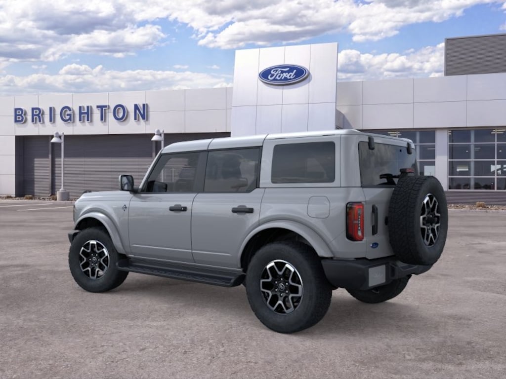 New 2026 Ford Bronco Outer Banks SUV