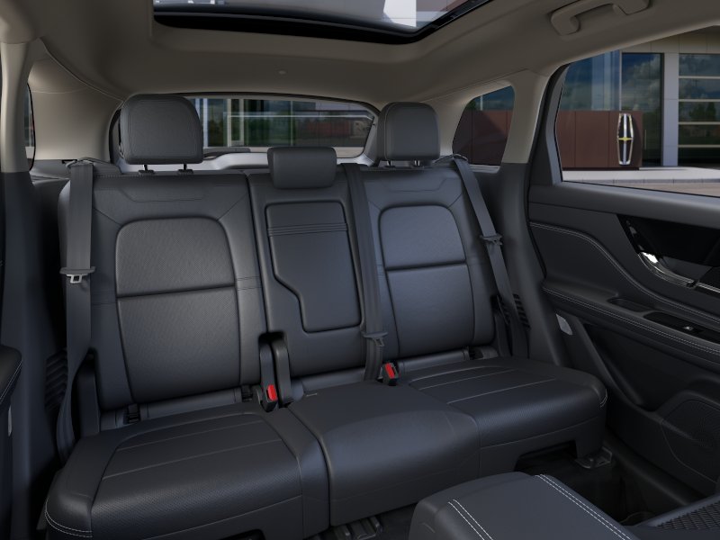 2026 Lincoln Corsair Premiere - Photo 11