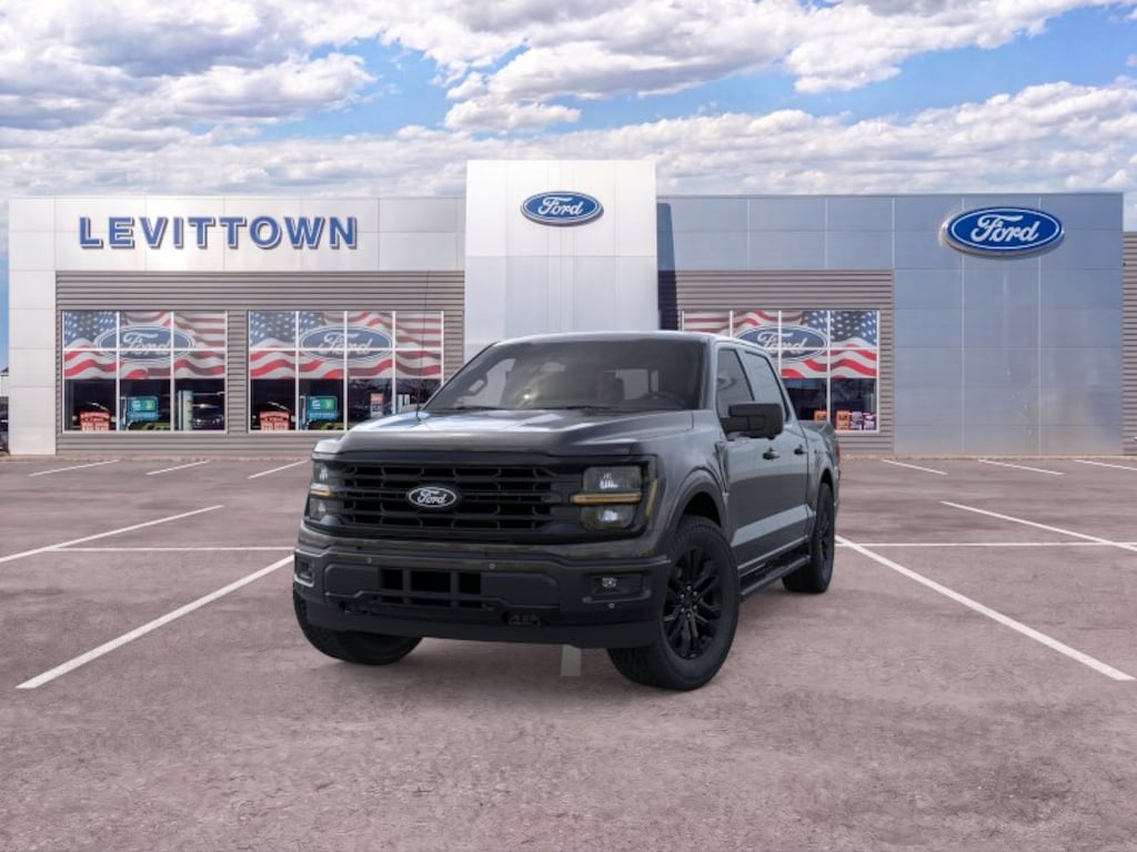 New 2026 Ford F-150 XLT XLT 4WD SuperCrew 5.5 Box