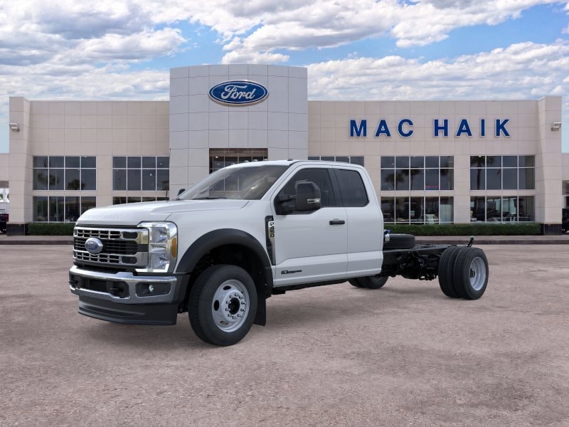 2026 Ford F-450 Super Duty Chassis Cab XL