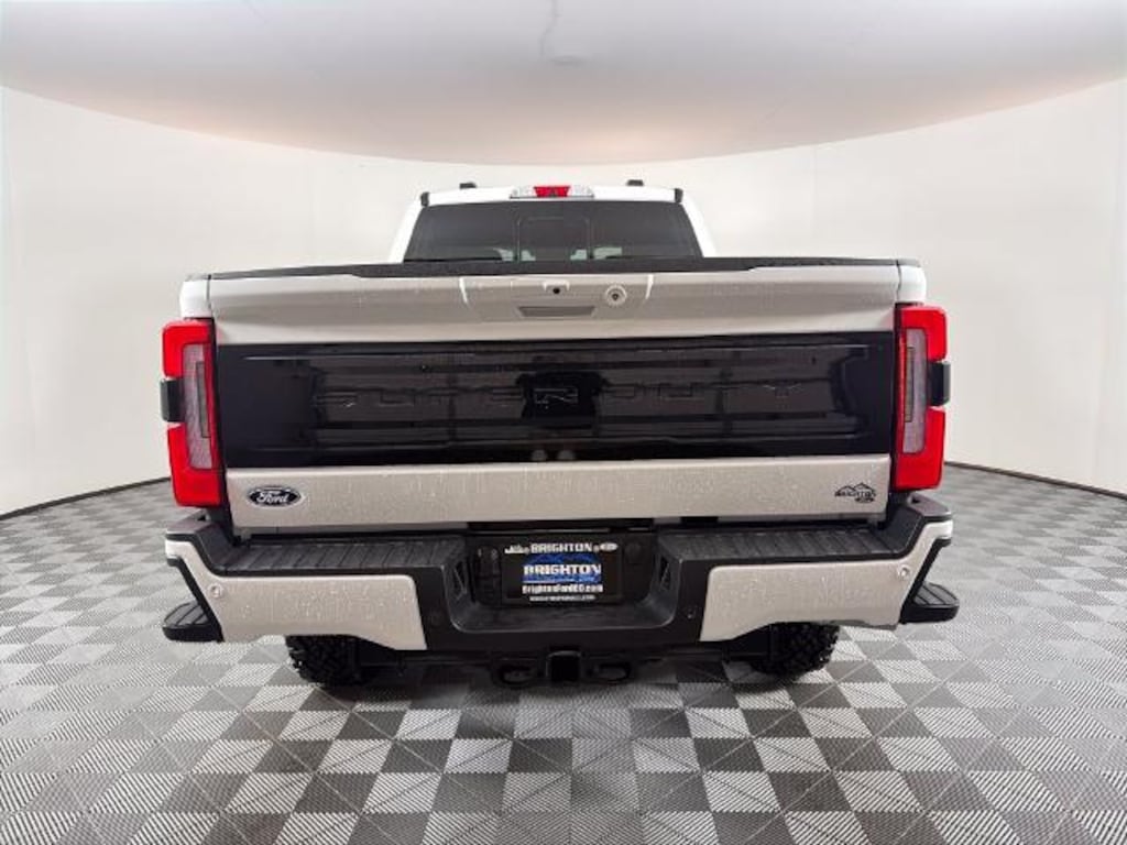 New 2027 Ford F-350SD Platinum Truck Crew Cab