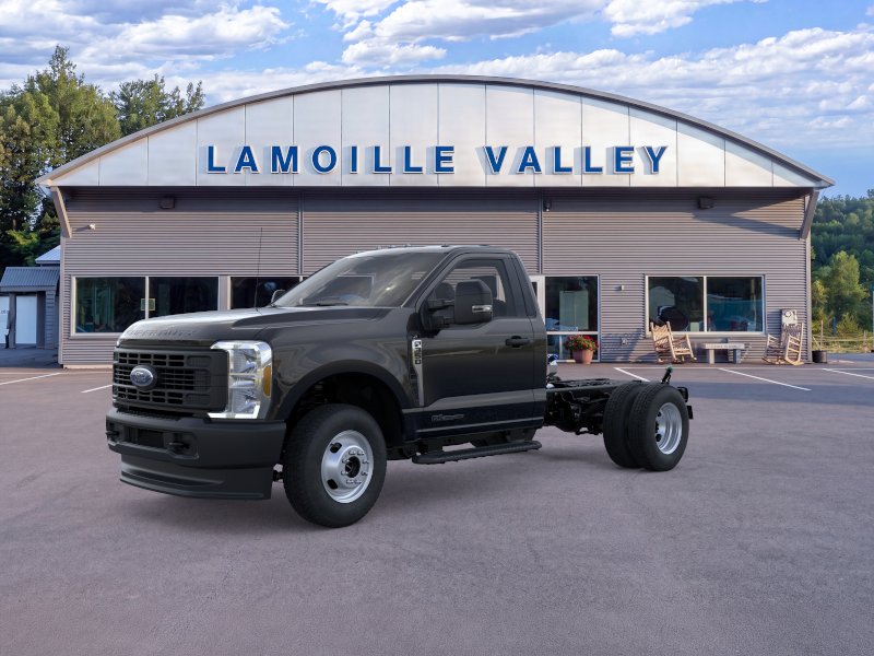 New 2026 Ford F-350SD XL Chassis