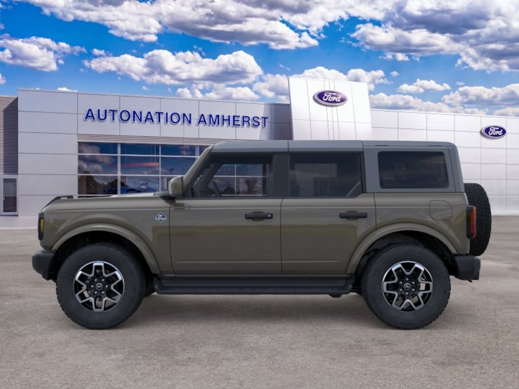 New 2026 Ford Bronco Outer Banks SUV