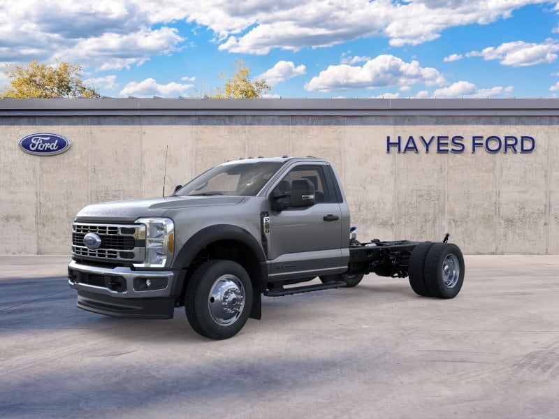 2025 Ford F-550 Super Duty Chassis Cab