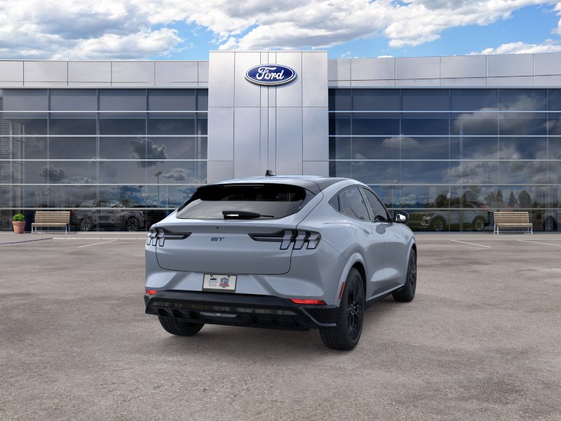 2025 Ford Mustang Mach-E GT - Photo 8