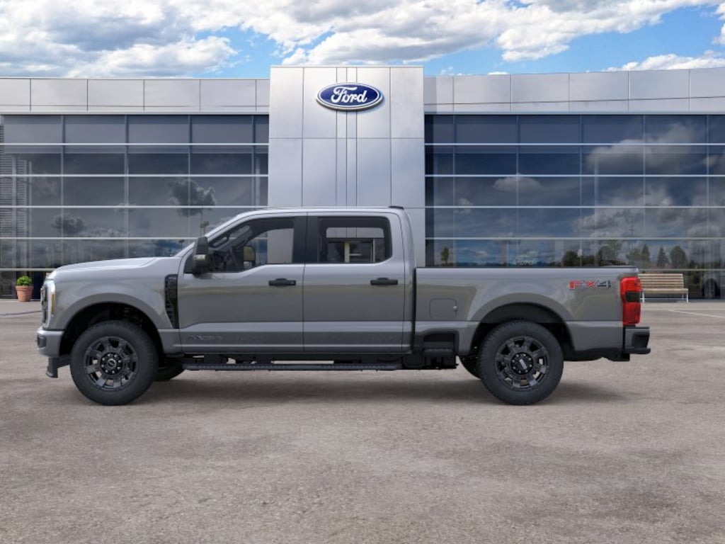 New 2026 Ford F-250SD XL Truck Crew Cab
