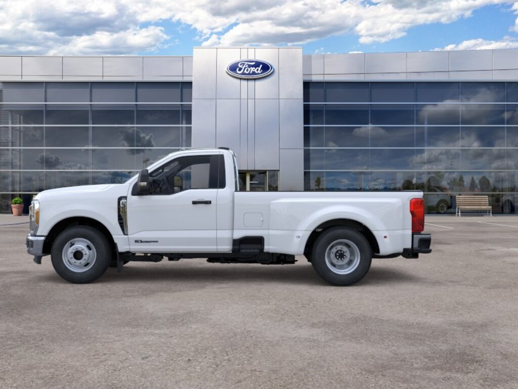 New 2026 Ford Super Duty F-350 DRW XLT Truck Regular Cab