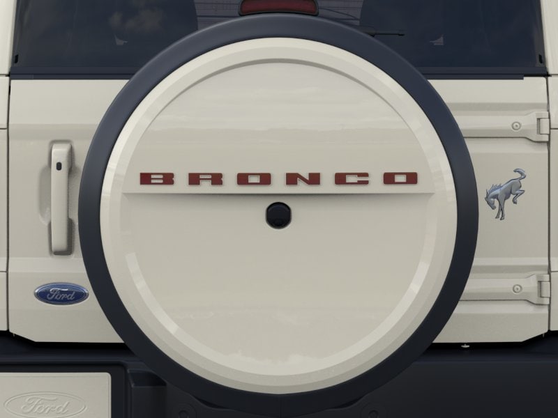 2026 Ford Bronco Outer Banks SUV