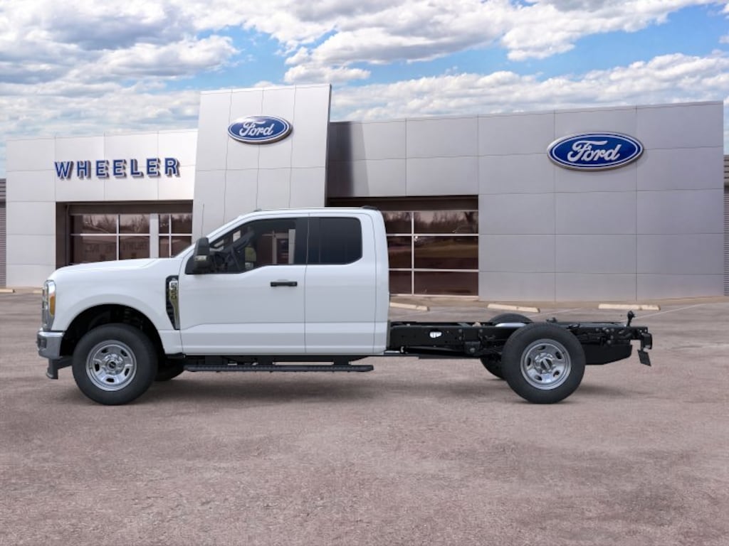 New 2026 Ford F-350SD XL Chassis