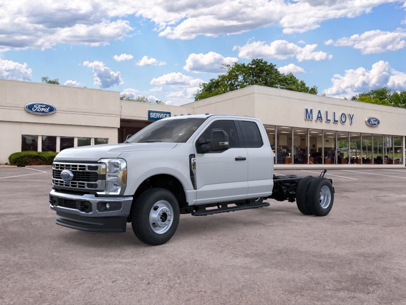 New 2026 Ford F-350SD Chassis
