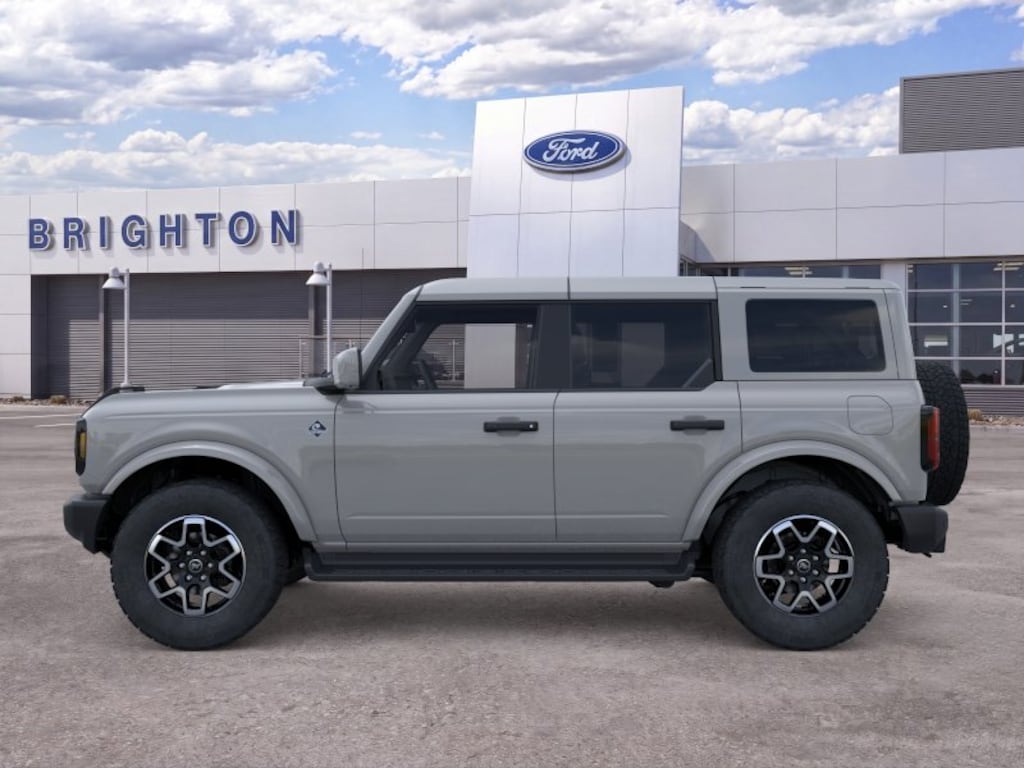 New 2026 Ford Bronco Outer Banks SUV