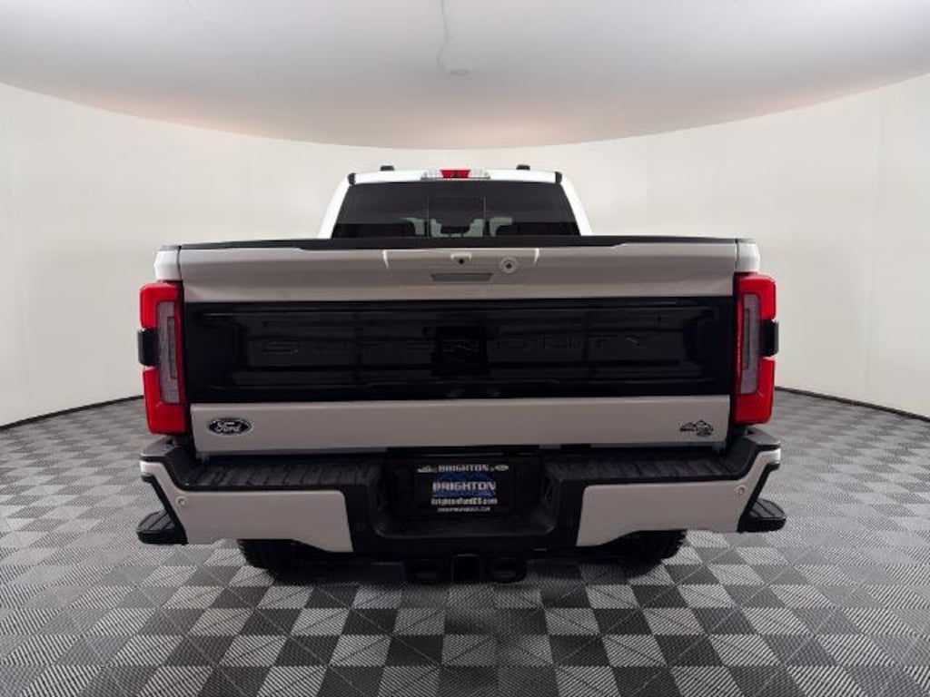 New 2027 Ford F-250SD Platinum Truck Crew Cab