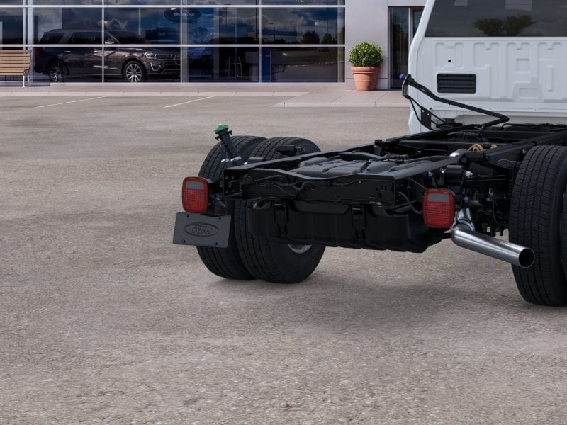 2026 Ford F-350 Super Duty Chassis Cab XL - Photo 21