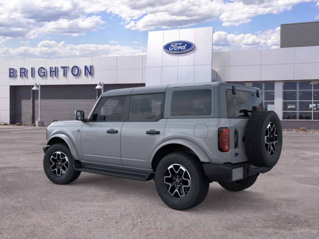 New 2026 Ford Bronco Outer Banks SUV
