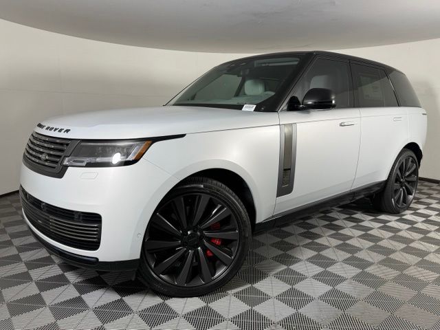 New 2026 Land Rover Range Rover SV Signature Suite SUV