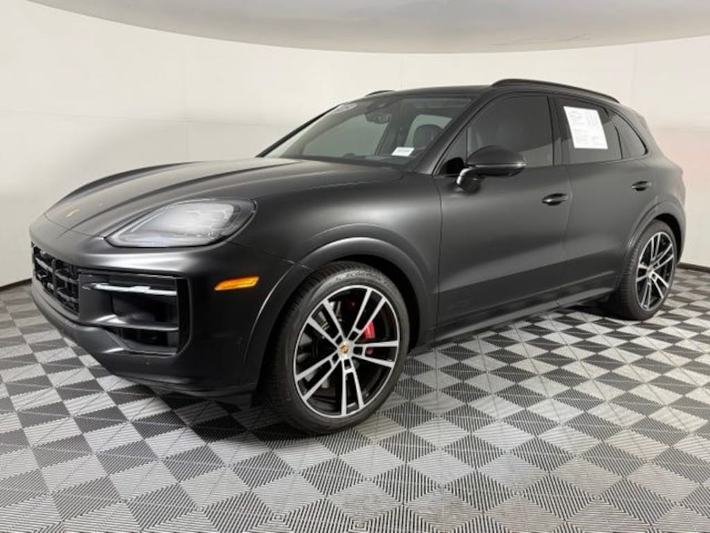 Used 2025 Porsche Cayenne GTS SUV