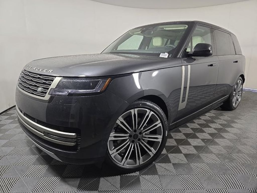 New 2026 Land Rover Range Rover SE 7 Seats SUV