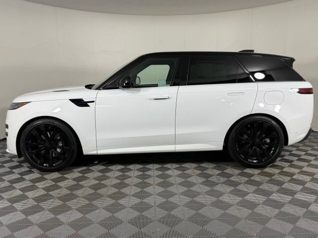 New 2026 Land Rover Range Rover Sport Dynamic SE SUV