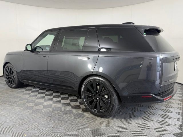 New 2026 Land Rover Range Rover SE 7 Seats SUV