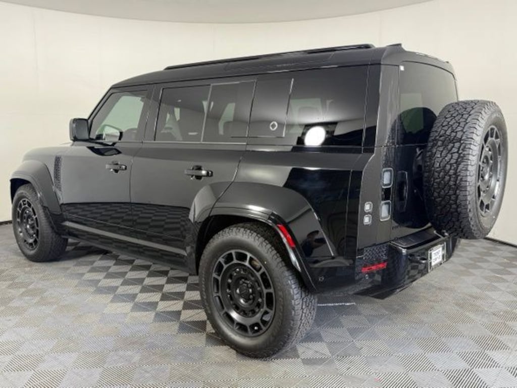 New 2026 Land Rover Defender 110 Octa Black Defender 110 Octa Black SUV