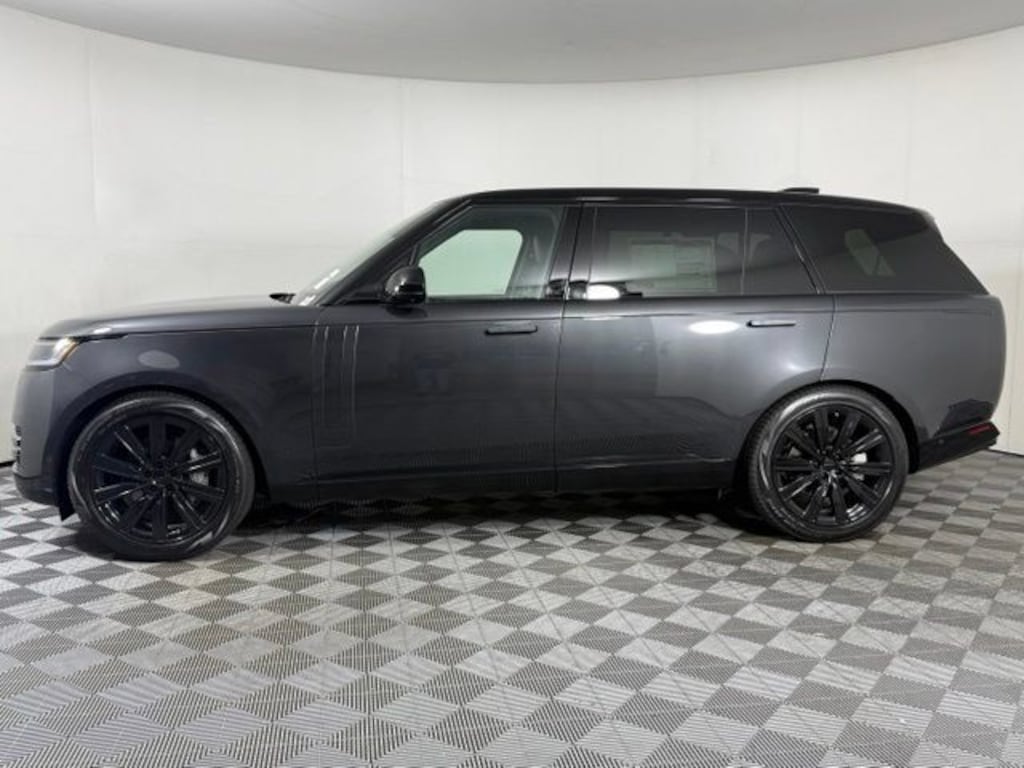 New 2026 Land Rover Range Rover SE 7 Seats SUV