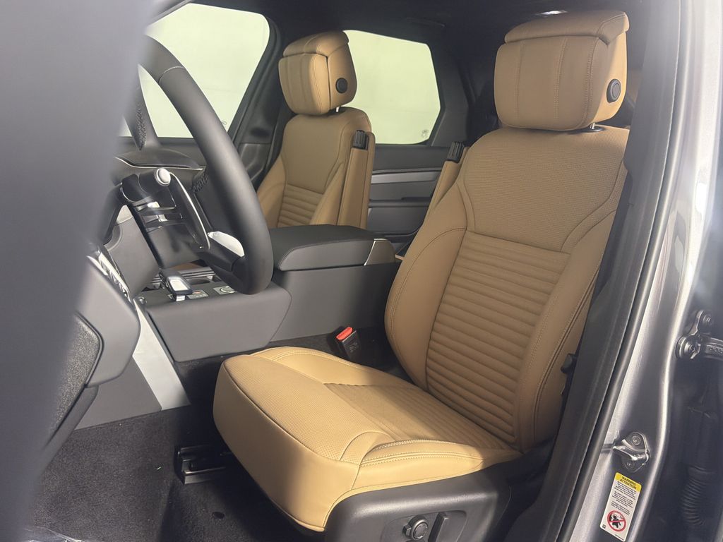 New 2026 Land Rover Discovery Gemini Edition SUV