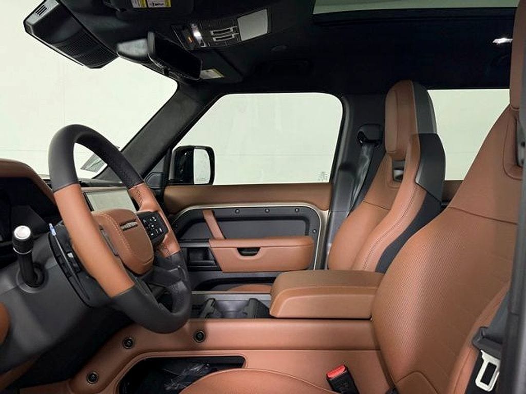 New 2026 Land Rover Defender 110 Octa SUV