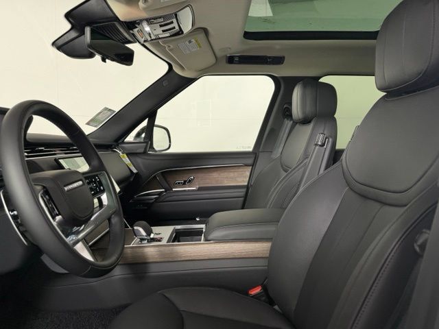 New 2026 Land Rover Range Rover SE Phev SUV