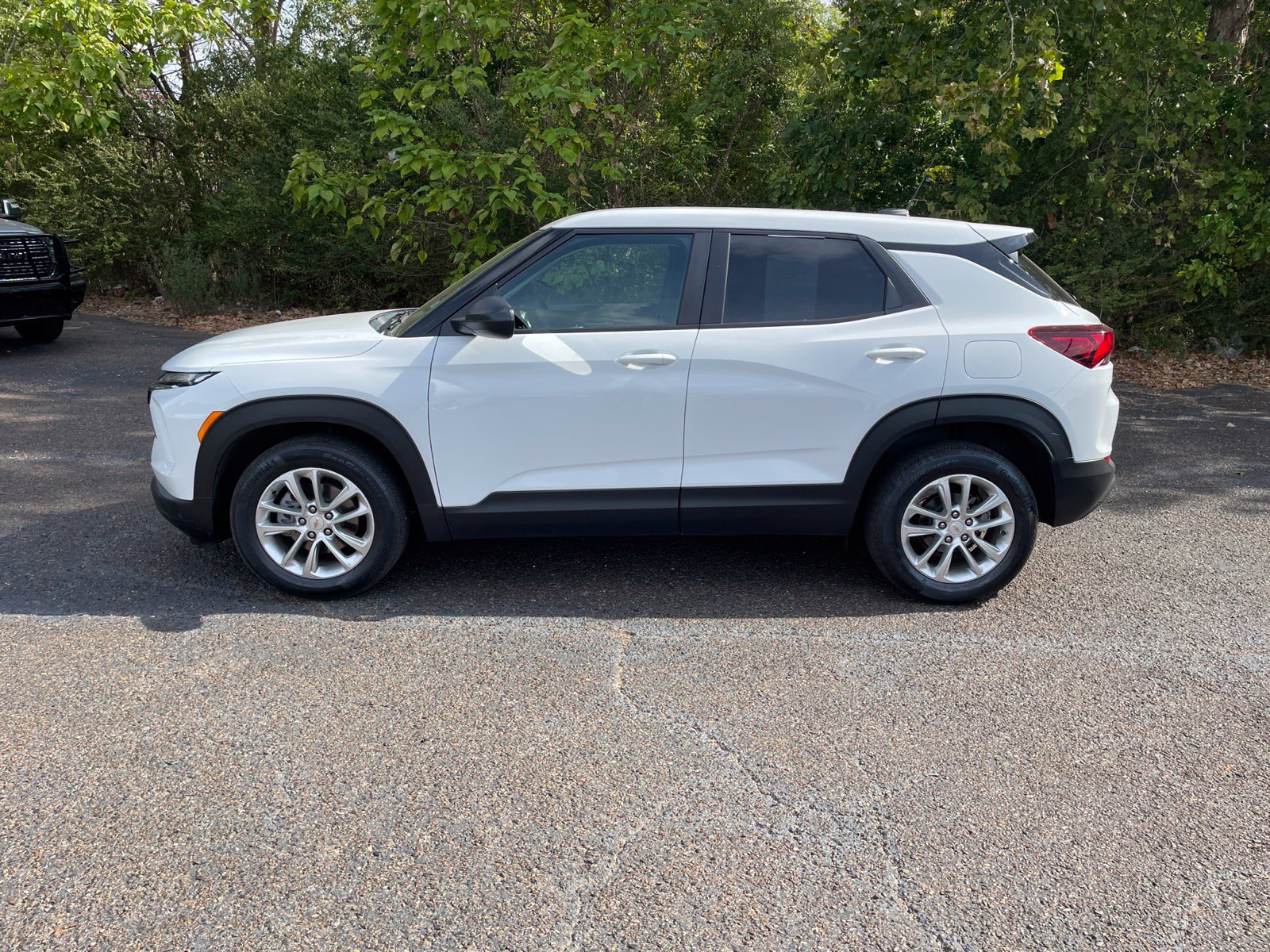 Used 2025 Chevrolet Trailblazer LS SUV