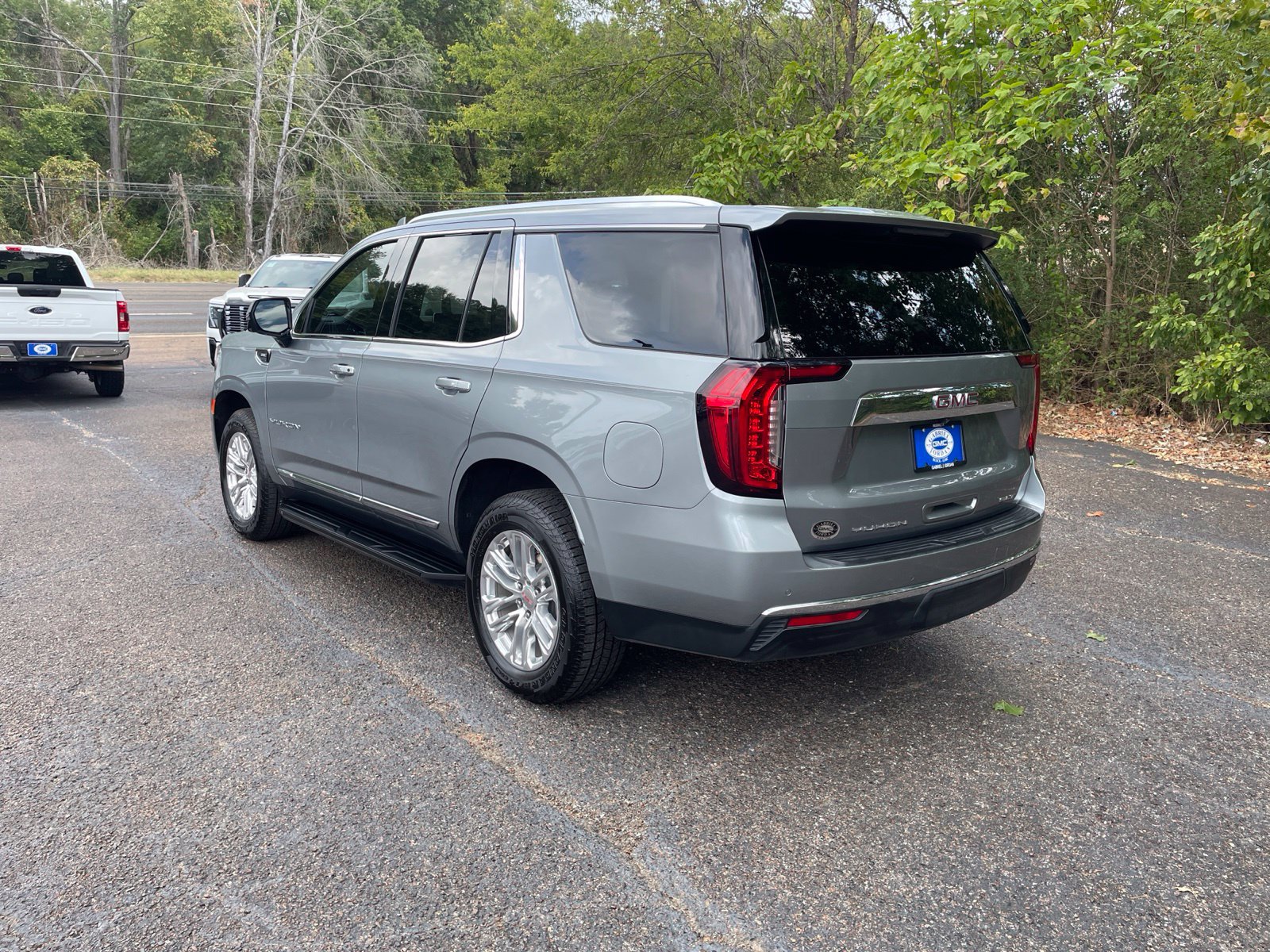 Used 2024 GMC Yukon SLT SUV