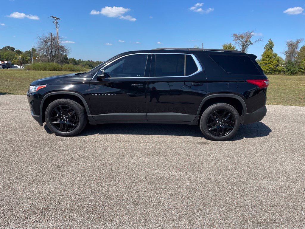 Used 2020 Chevrolet Traverse LT Cloth SUV