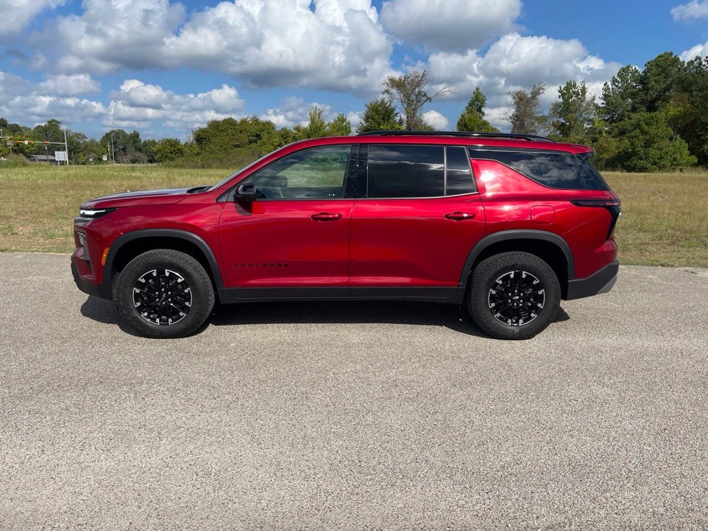 Used 2024 Chevrolet Traverse Z71 SUV