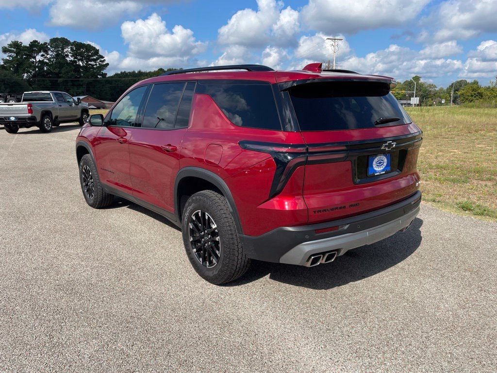 Used 2024 Chevrolet Traverse Z71 SUV