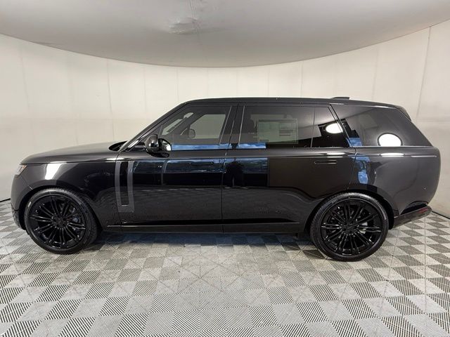 New 2026 Land Rover Range Rover SE 7 Seats SUV