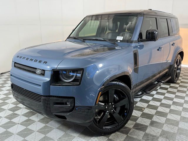  Land Rover Defender 110