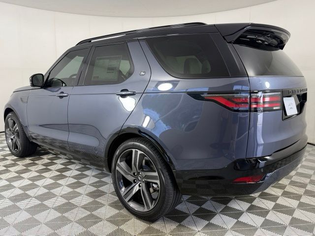 New 2026 Land Rover Discovery Dynamic SE SUV