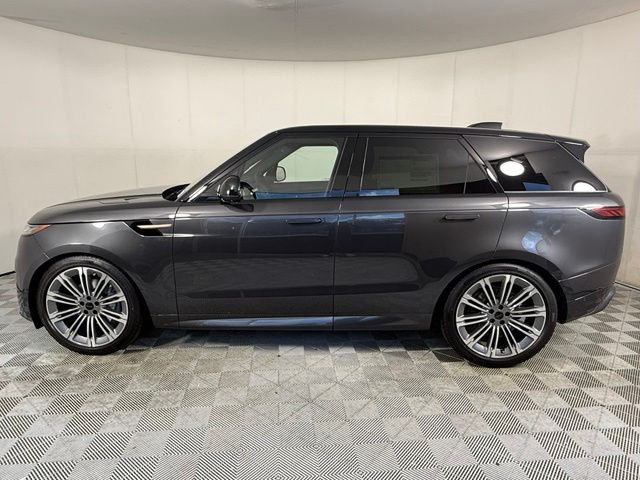 New 2026 Land Rover Range Rover Sport Dynamic SE SUV