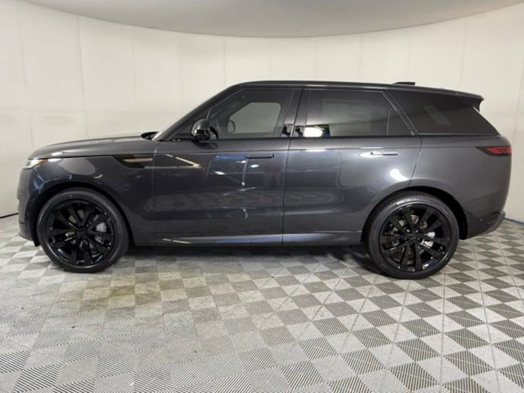 New 2026 Land Rover Range Rover Sport Dynamic SE SUV