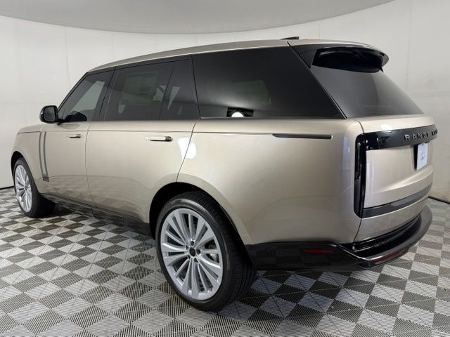 New 2026 Land Rover Range Rover SE 7 Seats SUV