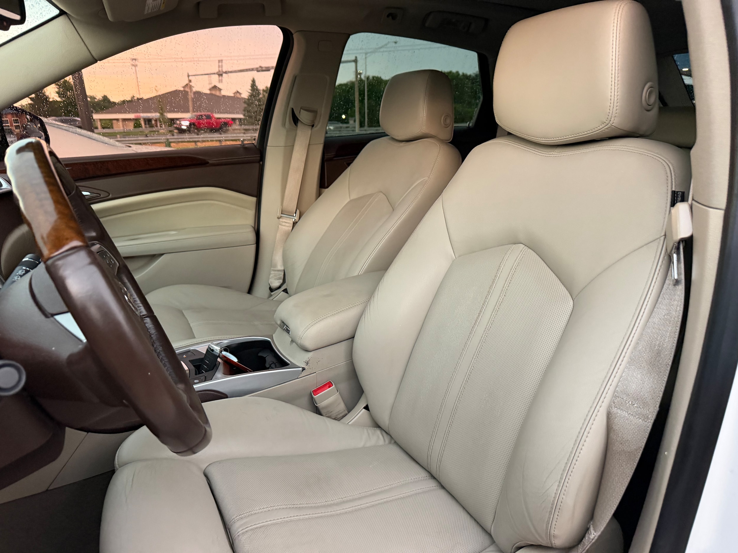 2011 Cadillac SRX Luxury Collection - Photo 10