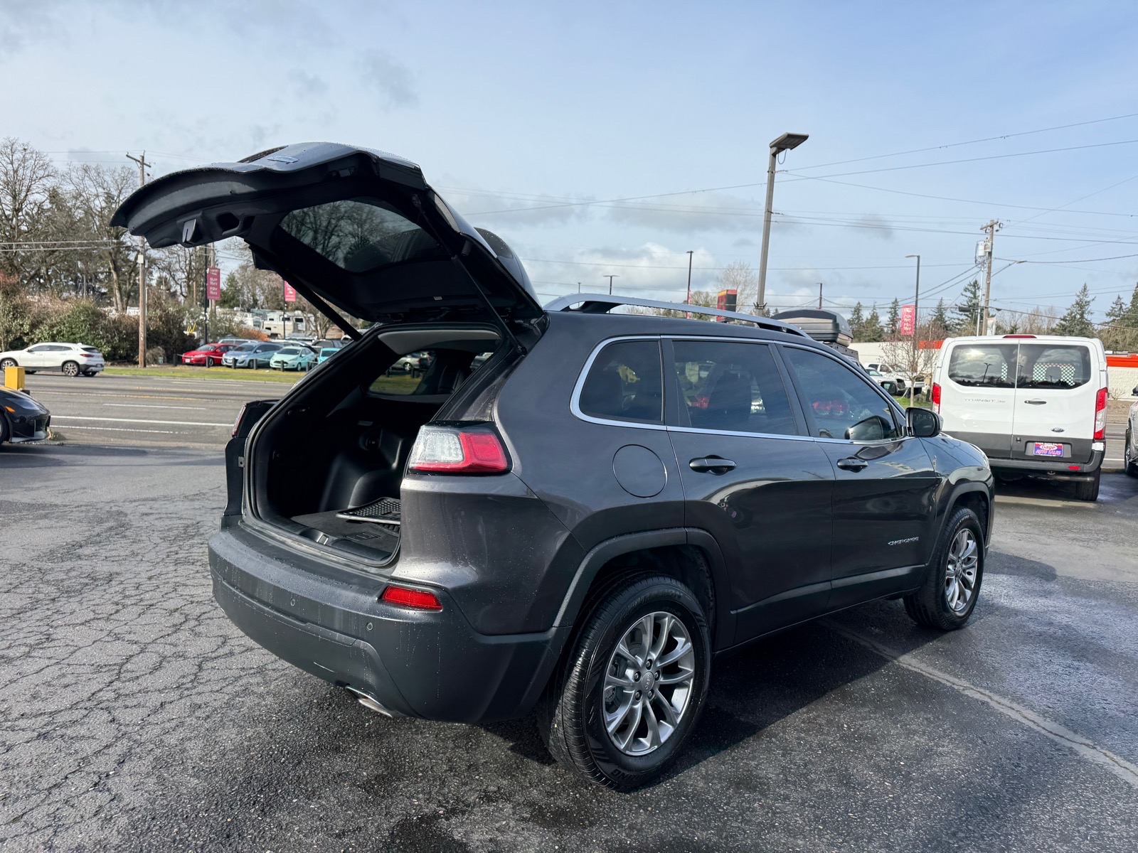 2019 Jeep Cherokee Latitude Plus - Photo 10
