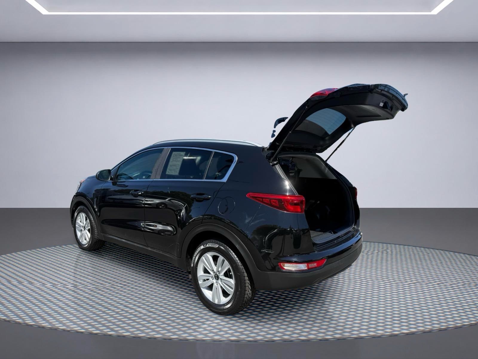 2018 Kia Sportage LX - Photo 8