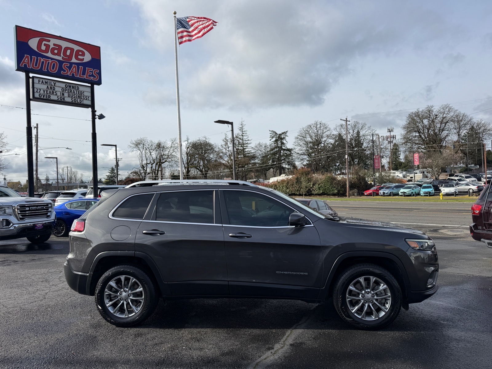 2019 Jeep Cherokee Latitude Plus - Photo 11
