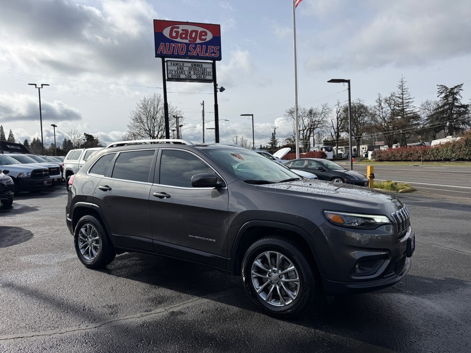 2019 Jeep Cherokee Latitude Plus - Photo 12