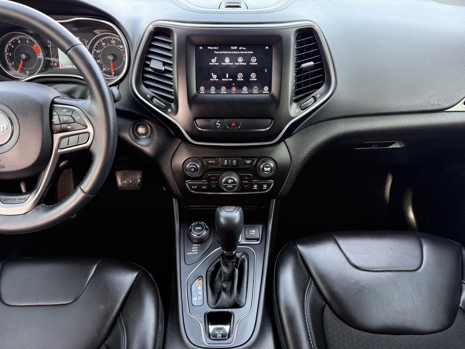 2019 Jeep Cherokee Latitude Plus - Photo 24