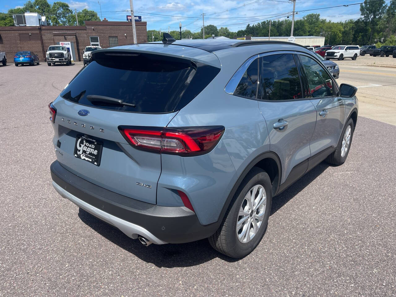 Used 2023 Ford Escape Active AWD 4dr SUV SUV