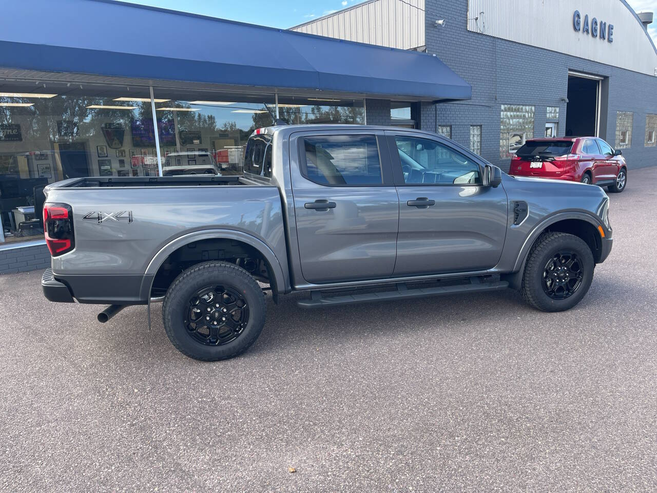 New 2026 Ford Ranger XLT 4x4 4dr Supercrew 5.0 ft. SB Pickup Truck